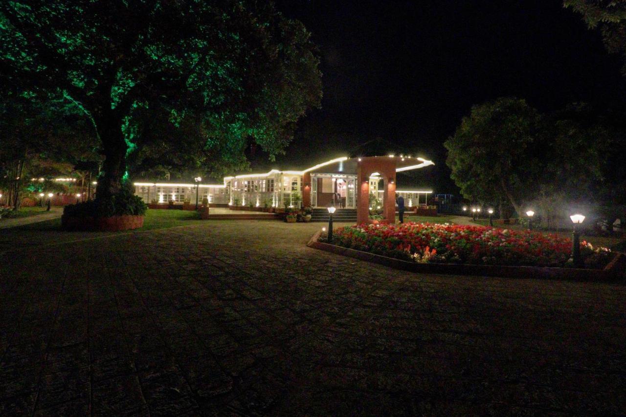 Hotel Citrus Chambers Mahābaleshwar Exterior foto